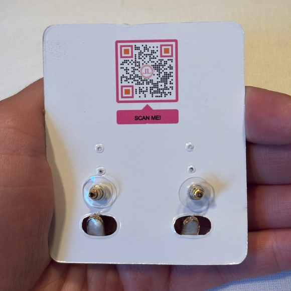 *NWT* LISI LERCH Small Hoop Earrings - Picture 5 of 5